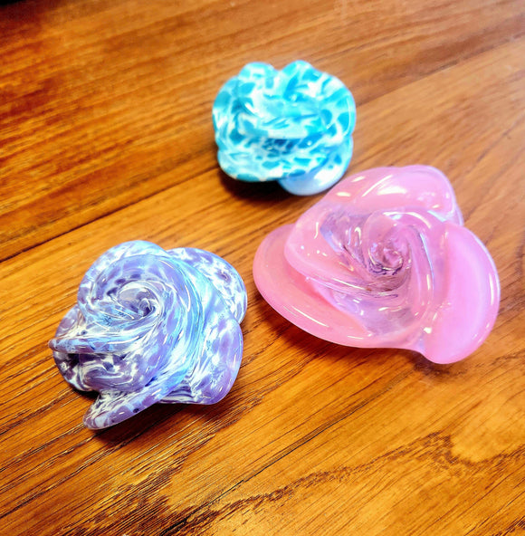 (APRIL 26 - May 3)GLASS BLOWING - Create-Your-Own Flowers (stemless)