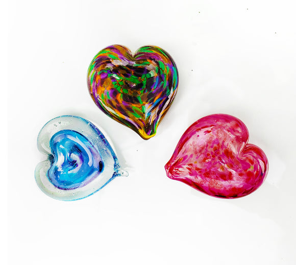 (APRIL 9 - 12) GLASS BLOWING - Create-Your-Own Glass Heart